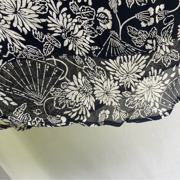 NTCO Nomadic Traders black and gray floral skirt, size medium - Picture 4 of 8